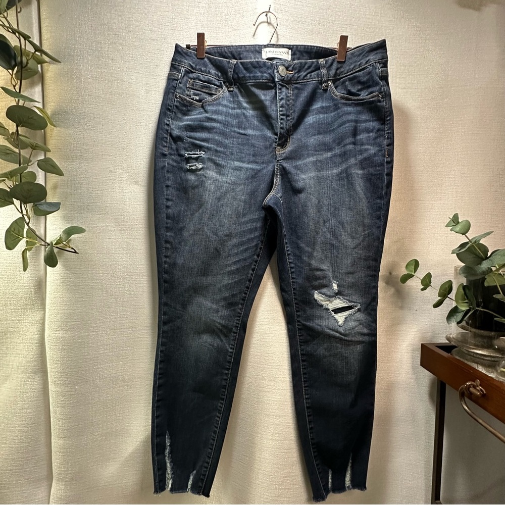 Lane Bryant Dark Blue Distressed Mid-Rise Super Stretch Skinny Jeans 18